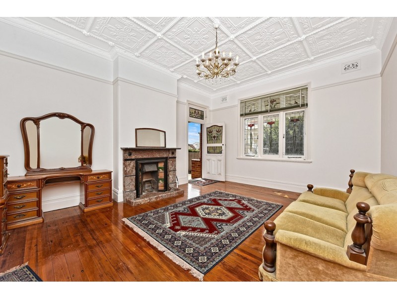 8 Malvern Avenue, Croydon NSW 2132