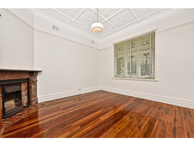 8 Malvern Avenue, Croydon NSW 2132