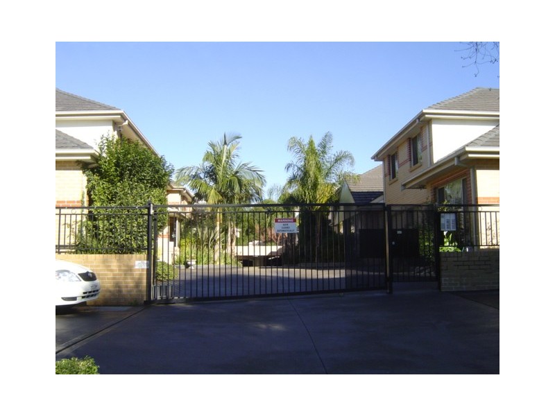8/65 Underwood Road, Homebush NSW 2140