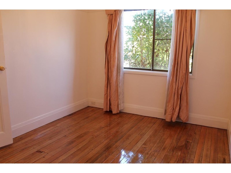 38 Service Avenue, Ashfield NSW 2131