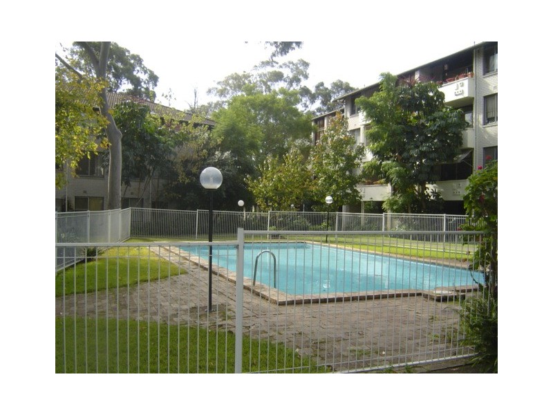 10/122 Georges River Road, Croydon Park NSW 2133