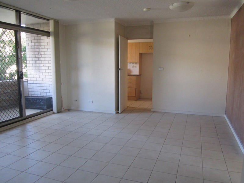 10/122 Georges River Road, Croydon Park NSW 2133