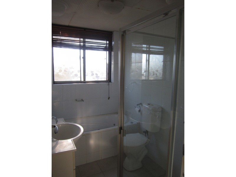 10/122 Georges River Road, Croydon Park NSW 2133