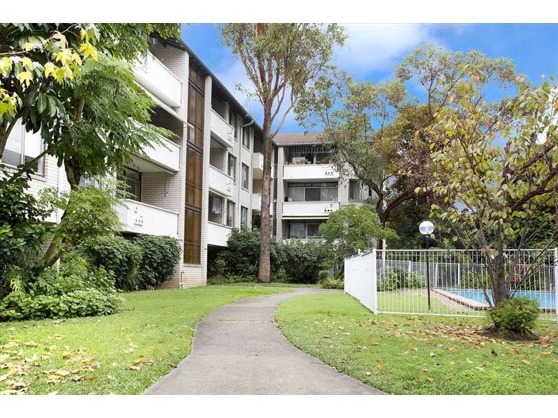 30/122 Georges River Road, Croydon Park NSW 2133