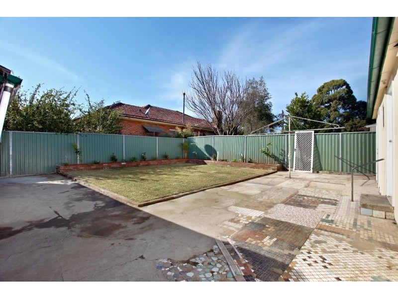 22 Elliott Street, Belfield NSW 2191