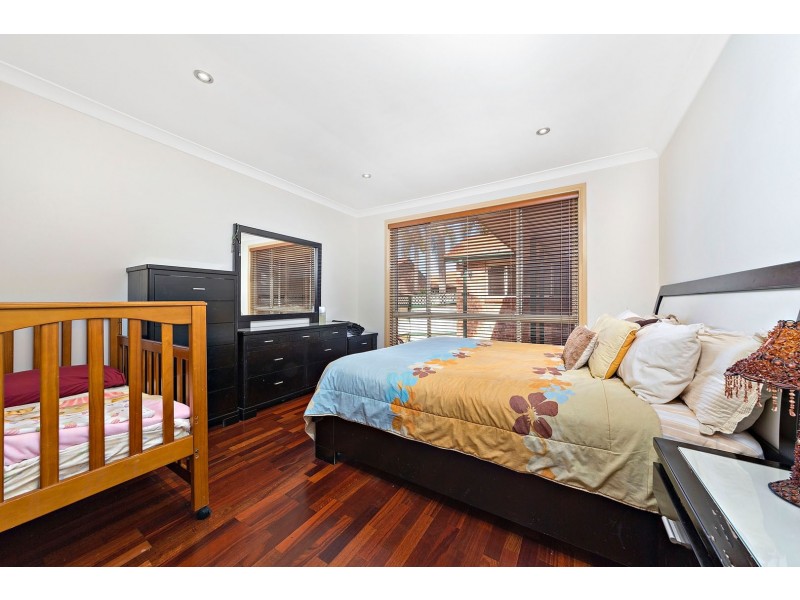 6/77 Boronia Road, Greenacre NSW 2190