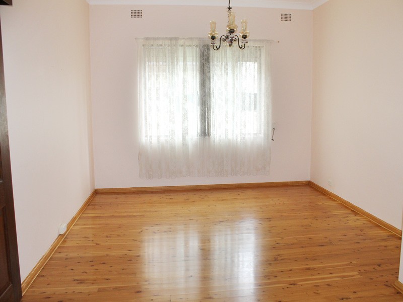 6 Sunbeam Avenue, Burwood NSW 2134