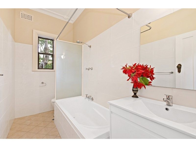 27 Chelmsford Ave, Croydon NSW 2132