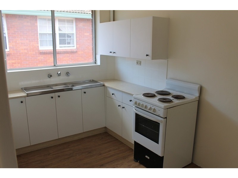 8/28 McKern Street, Campsie NSW 2194