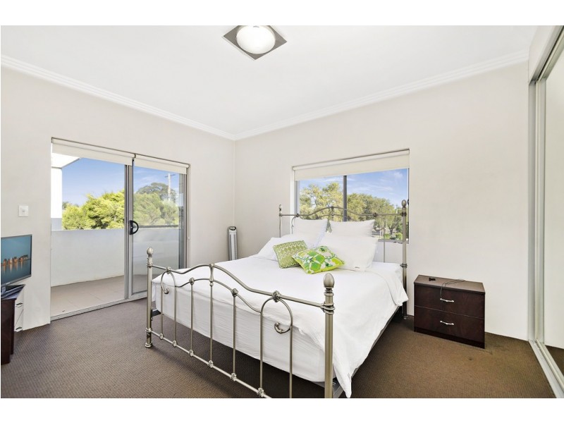 1/127 Old Kent Road, Greenacre NSW 2190