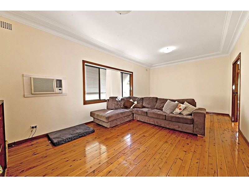 1a President Street, Croydon Park NSW 2133