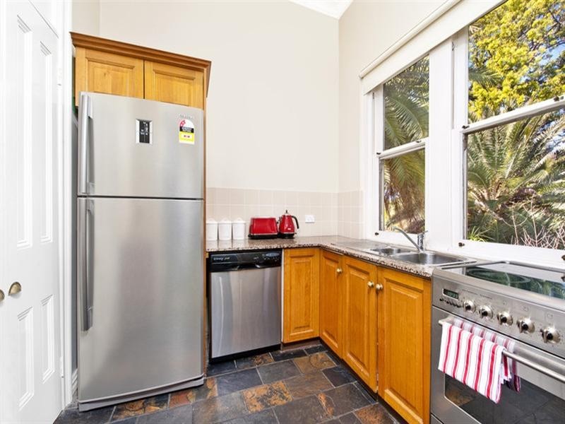 9/2-4 Carrington Ave, Strathfield NSW 2135