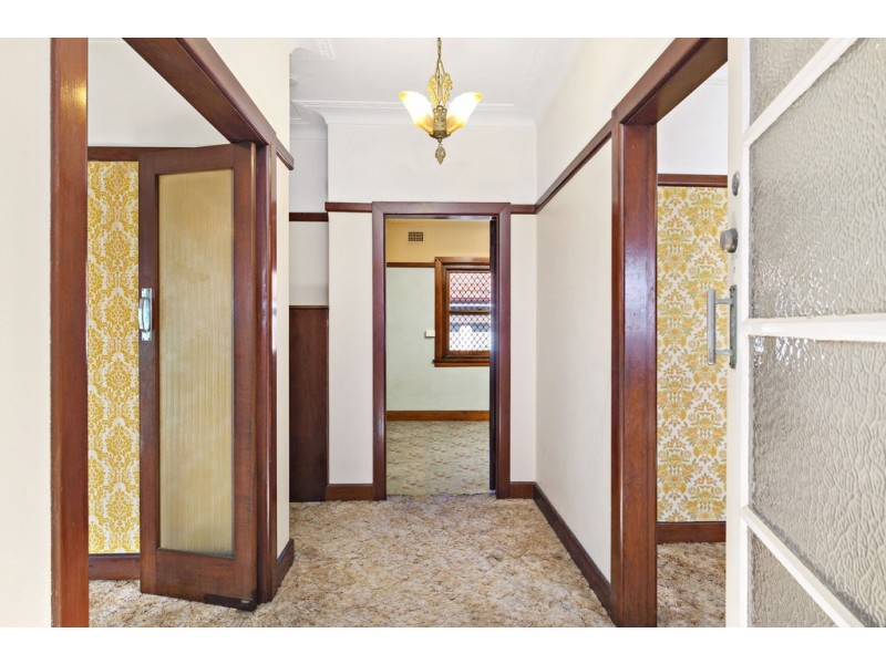 19 Holmwood Avenue, Strathfield South NSW 2136