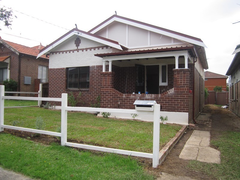 22 Dunmore Street, Croydon Park NSW 2133