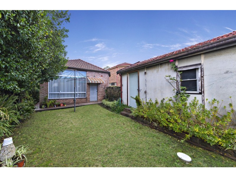 13 Whitfield Avenue, Ashbury NSW 2193