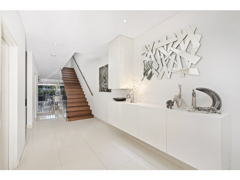 10 Boronia Street, Belfield NSW 2191