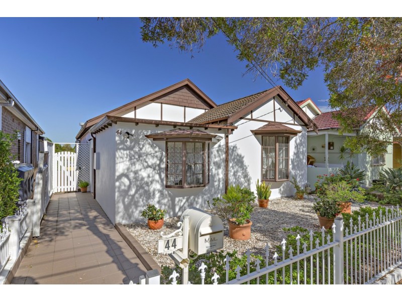 44 Third Street, Ashbury NSW 2193