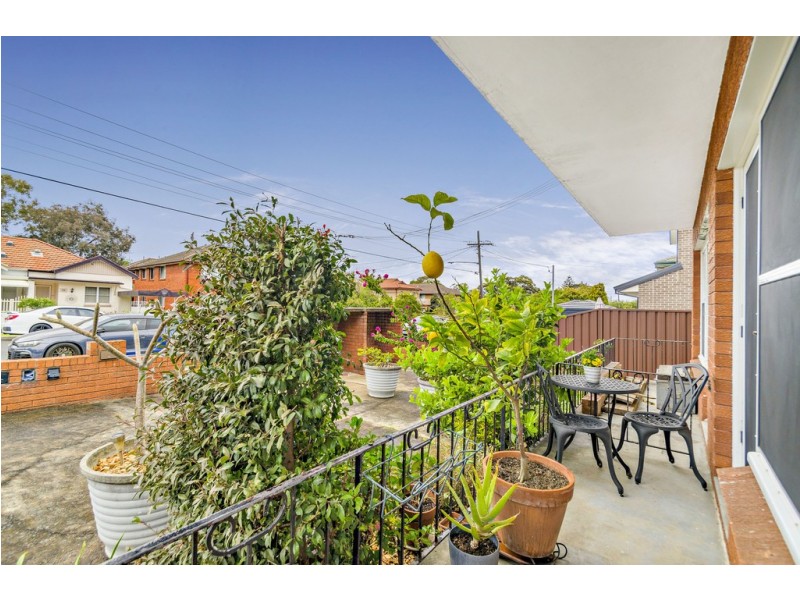 1/25 Dunmore Street, Croydon Park NSW 2133