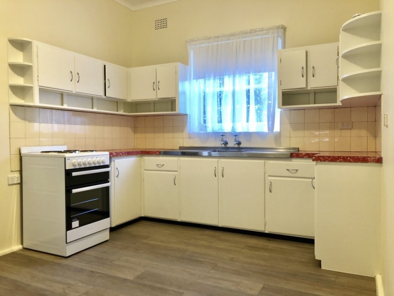 2A Service Avenue, Ashfield NSW 2131