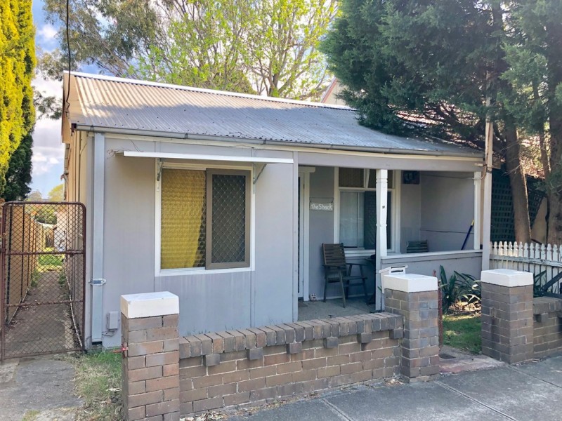 11 Farleigh Street, Ashfield NSW 2131