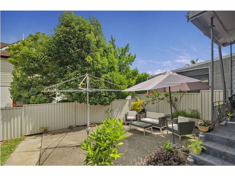 2/42 Wentworth Street, Croydon Park NSW 2133