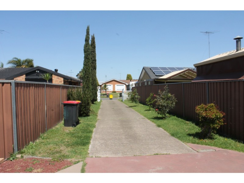 27a Fantail Crescent, Erskine Park NSW 2759