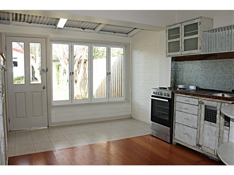 6 Carlyle Street, Enfield NSW 2136