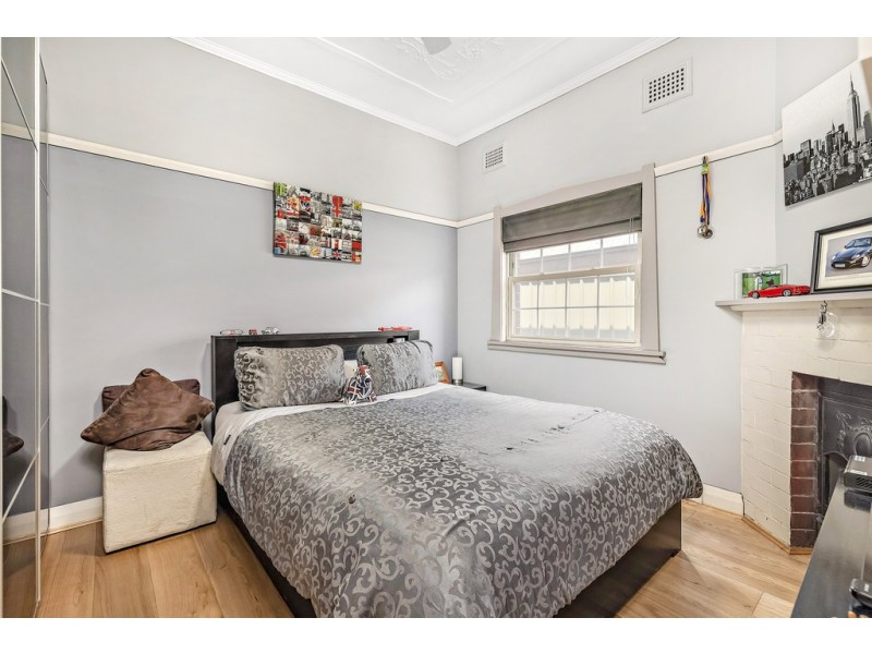 2 Birriwa Avenue, Belfield NSW 2191