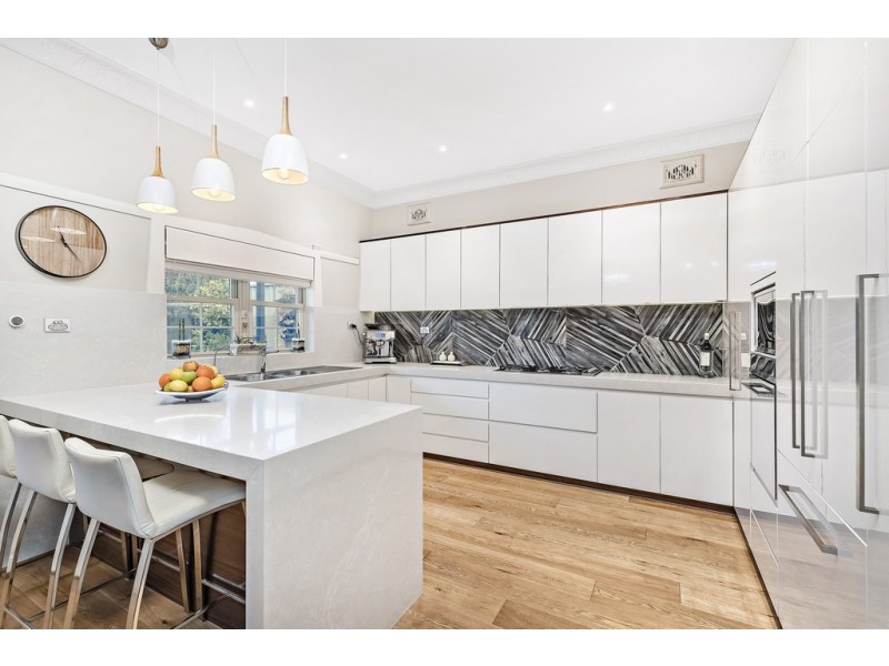 2 Birriwa Avenue, Belfield NSW 2191