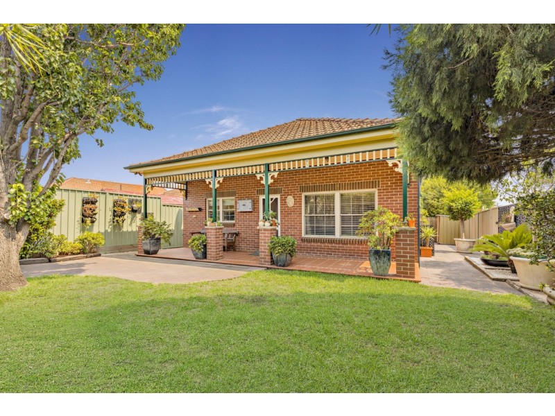 2 Birriwa Avenue, Belfield NSW 2191