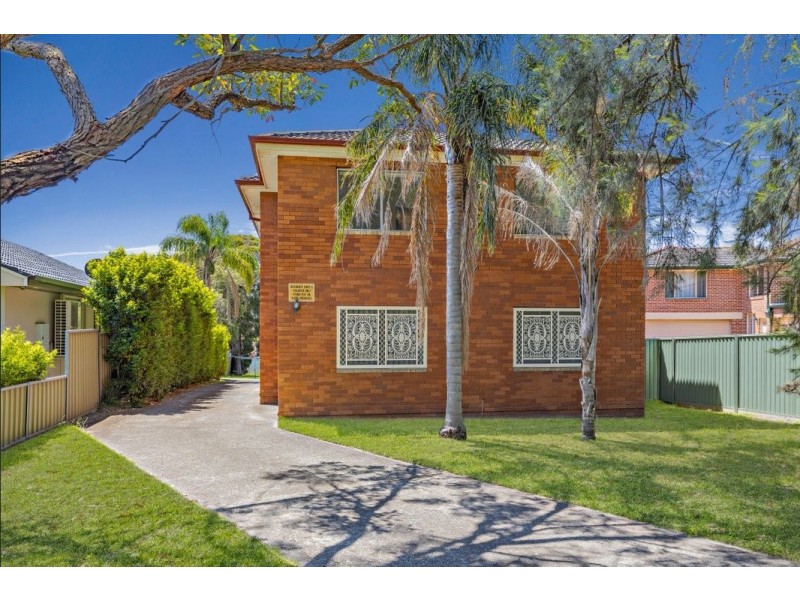 2/12 Nicoll Street, Roselands NSW 2196