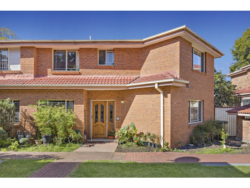 13/31 Tangarra Street, Croydon Park NSW 2133