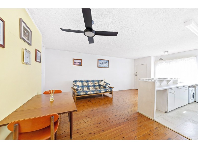 2/27-29 Third Avenue, Campsie NSW 2194