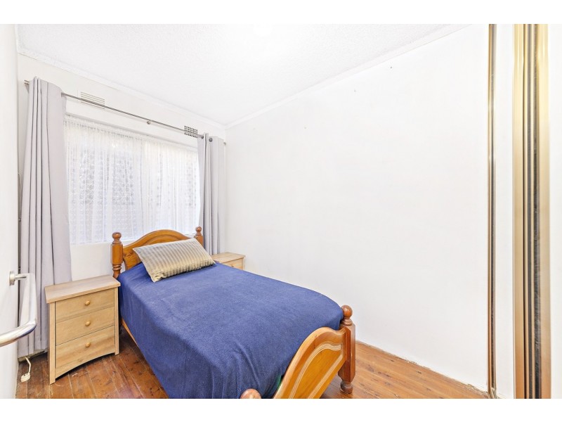 2/27-29 Third Avenue, Campsie NSW 2194