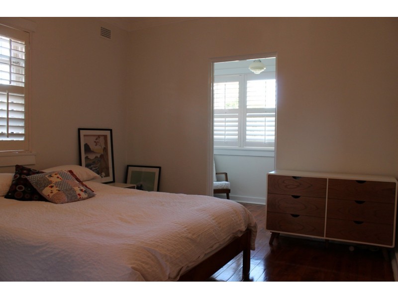 2/91 Charlotte Street, Ashfield NSW 2131