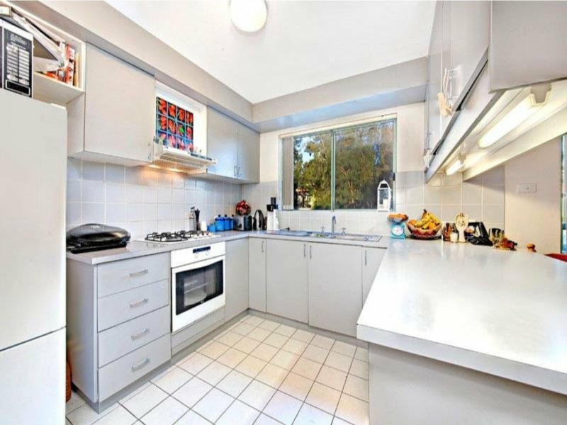 17/1 FITZGERALD CRESCENT – FIRST WEEK’S RENT FREE, Strathfield South NSW 2136