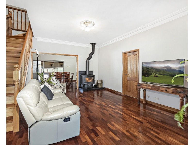 14 Hillcrest Avenue, Greenacre NSW 2190