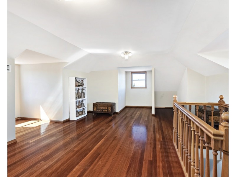 14 Hillcrest Avenue, Greenacre NSW 2190