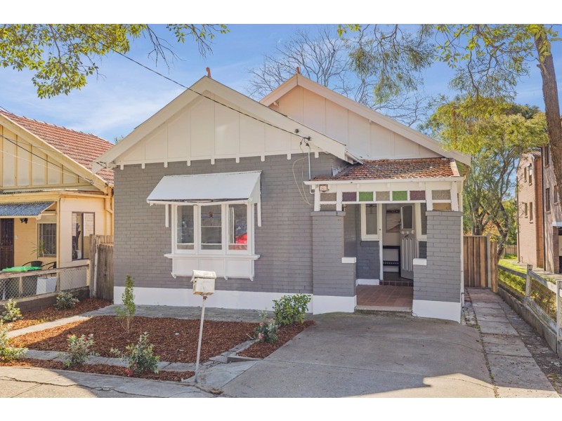 75 Ninth Avenue, Campsie NSW 2194