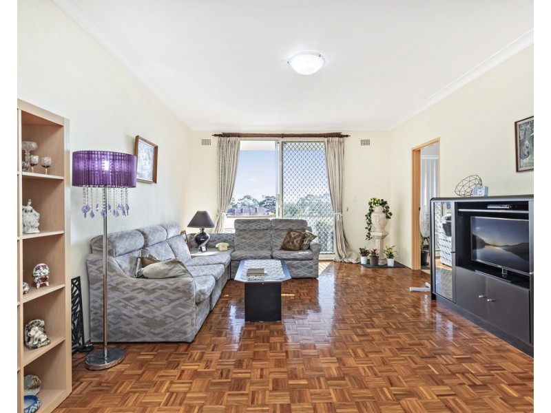 4/11-13 Jeffrey Street, Canterbury NSW 2193