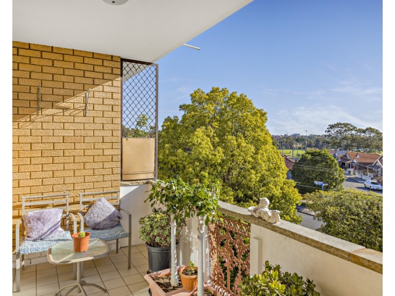 4/11-13 Jeffrey Street, Canterbury NSW 2193