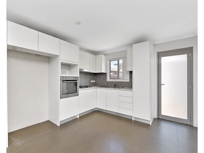 20a Carisbrook Ave, Punchbowl NSW 2196