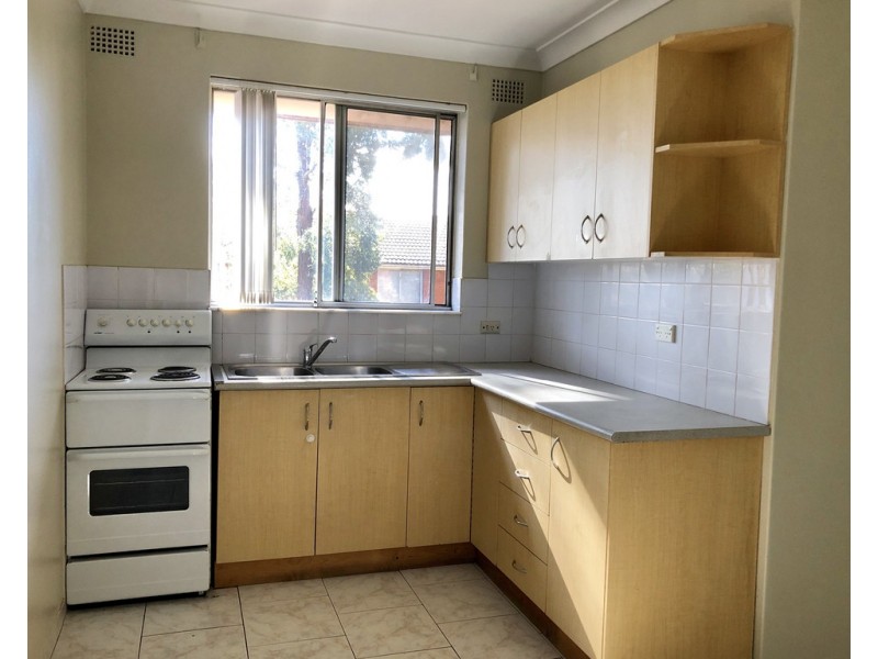 4/39 Hillard Street, Lakemba NSW 2195