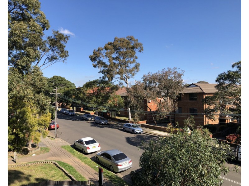 4/39 Hillard Street, Lakemba NSW 2195