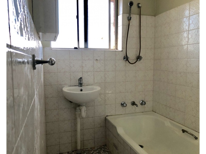 4/39 Hillard Street, Lakemba NSW 2195