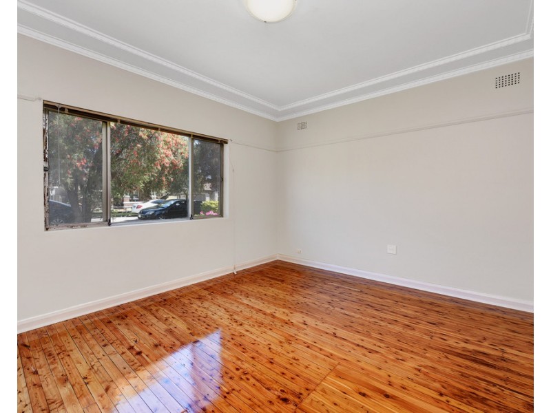 43 Belmore Ave, Belmore NSW 2192