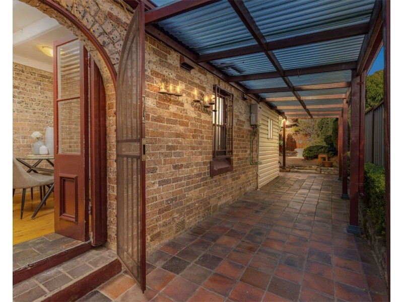 16 Lion Street, Croydon NSW 2132