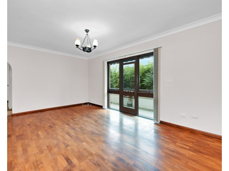 2/28 Cecil Street, Ashfield NSW 2131