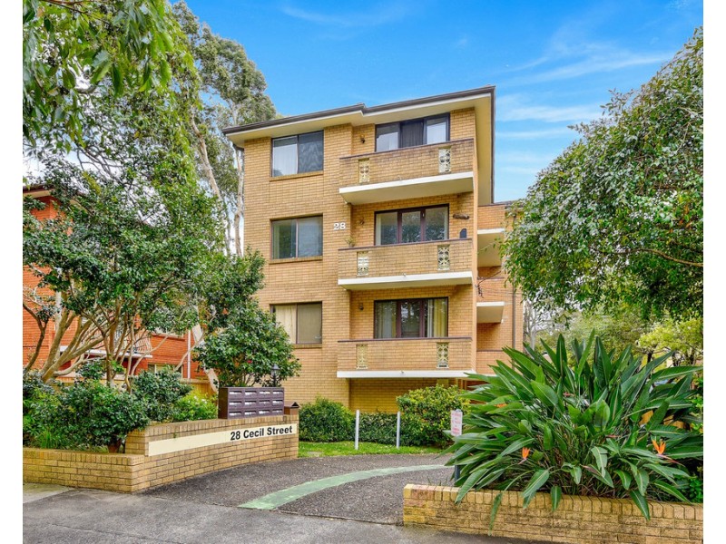 2/28 Cecil Street, Ashfield NSW 2131
