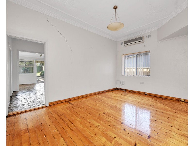 2 Pemberton, Strathfield NSW 2135